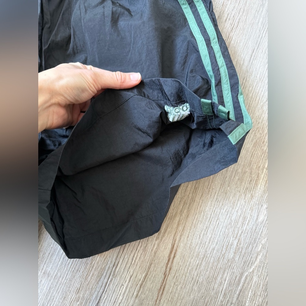 VTG 90s Adidas Black Elastic Waist Nylon Track Short Black Green Stripe Soccer M - Picture 3 of 7